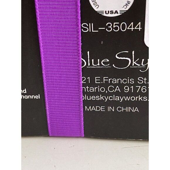 Hello Kitty Halloween Broom Pumpkin Witch Broom Ceramic  Salt Pepper Shakers NEW - Picture 7 of 9